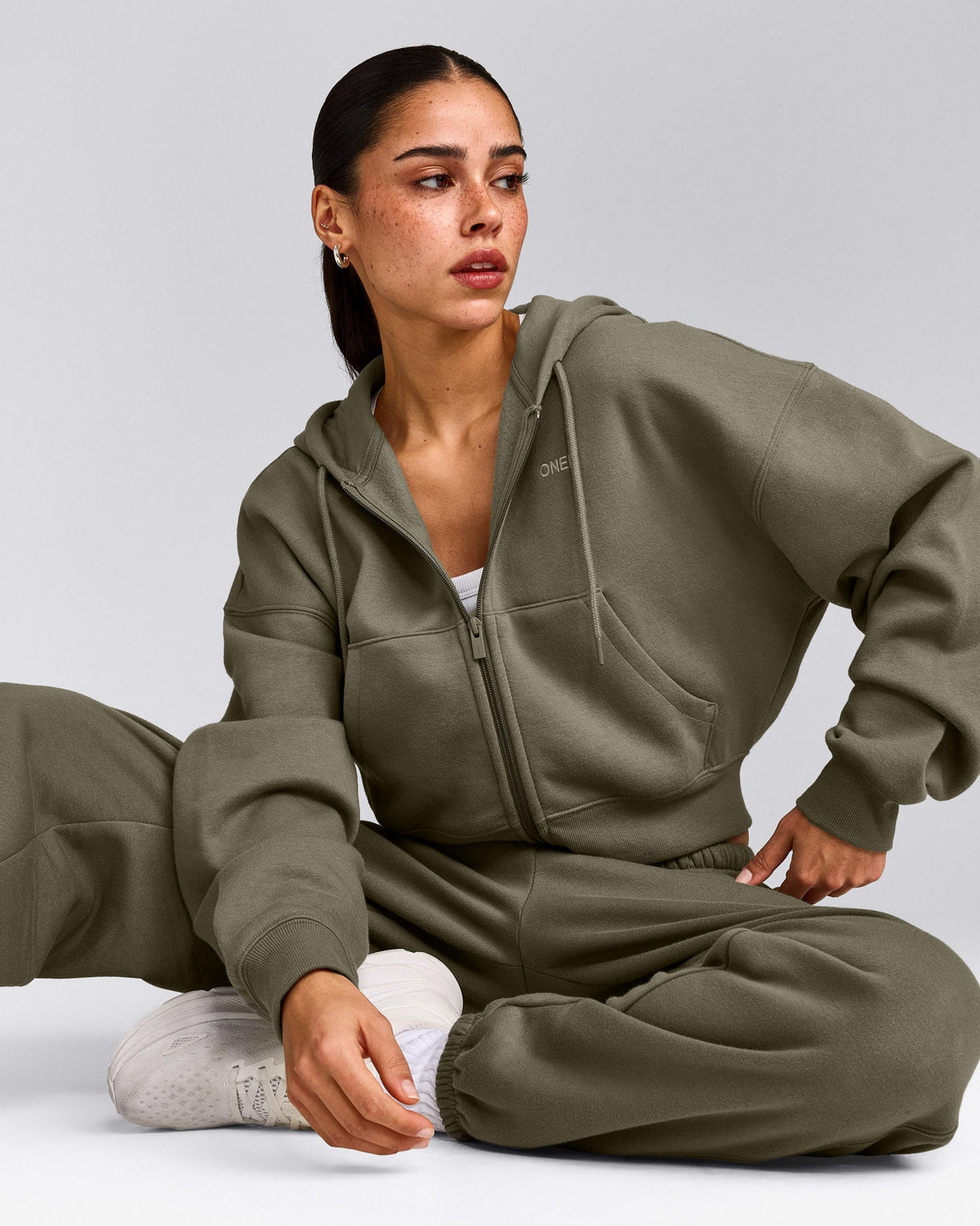 Oner Active Foundations All Season Cropped Zip Up Hoodie | Alpine Green