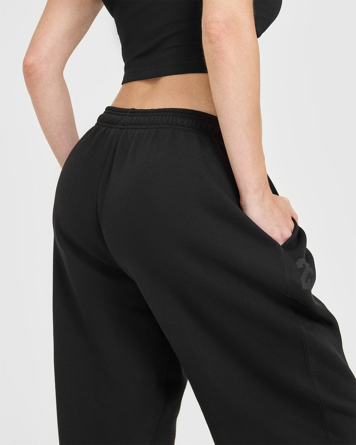 Oner Active Foundations Oversized Oner 25 Sweatpants | Black