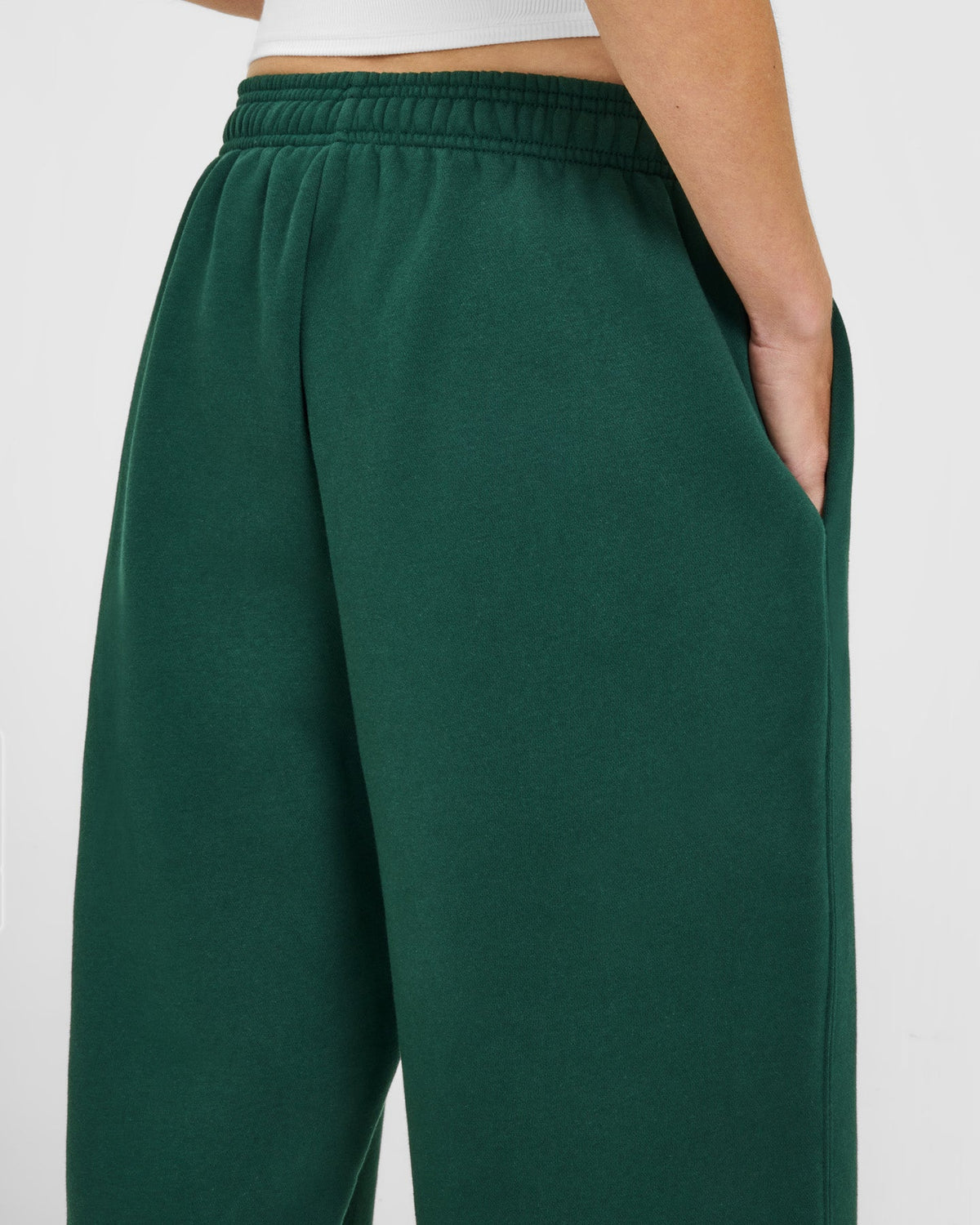 Oner Active Foundations Oversized Oner Girlfriend Sweatpants | Racing Green