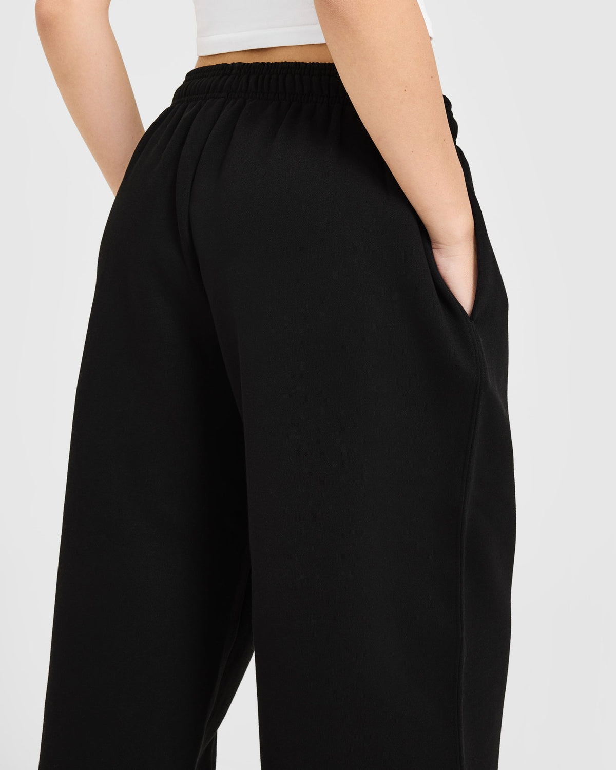 Oner Active Foundations Oversized Oner Girlfriend Straight Leg Sweatpants | Black