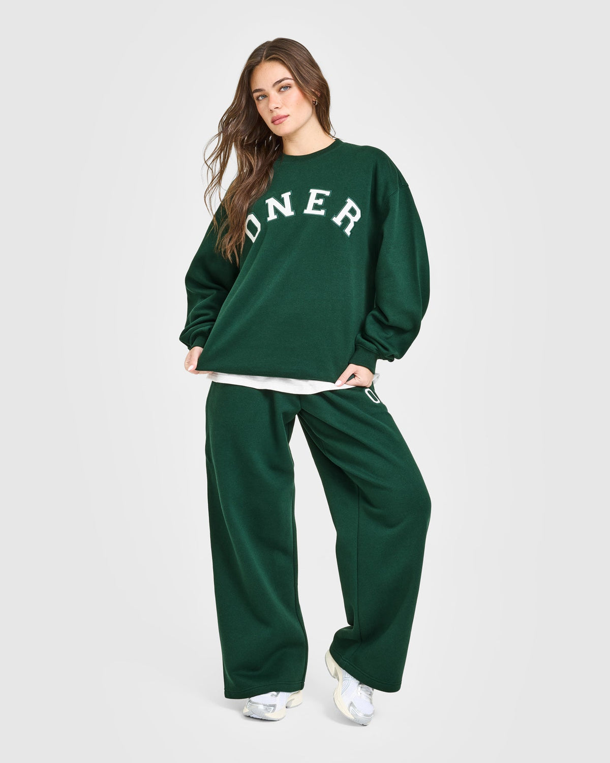 Oner Active Foundations Oversized Oner Girlfriend Straight Leg Sweatpants | Racing Green