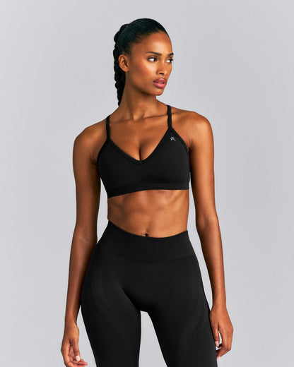 Oner Active EnhanceLift™ Seamless Strappy Sports Bra | Black