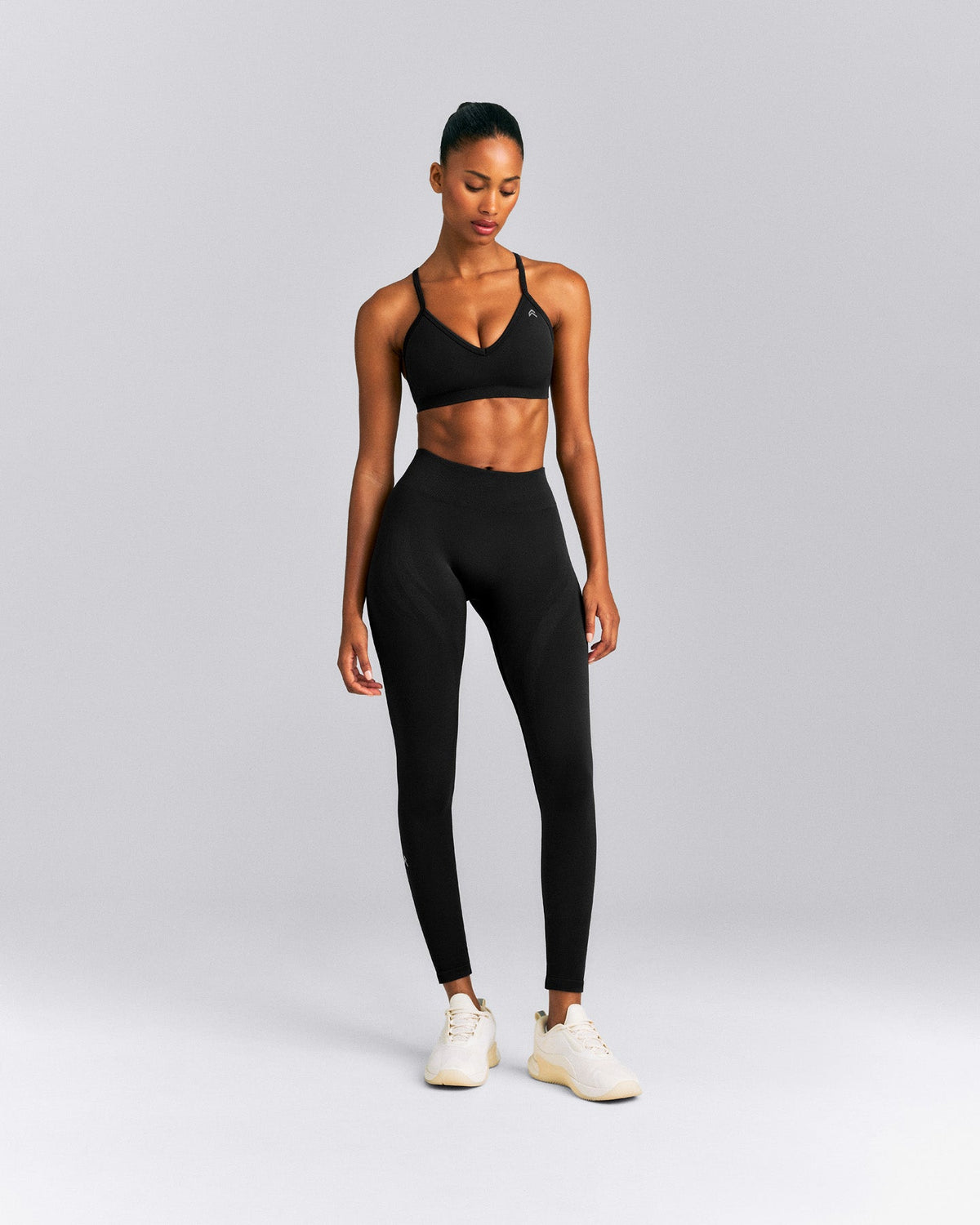 Oner Active EnhanceLift™ Seamless Strappy Sports Bra | Black