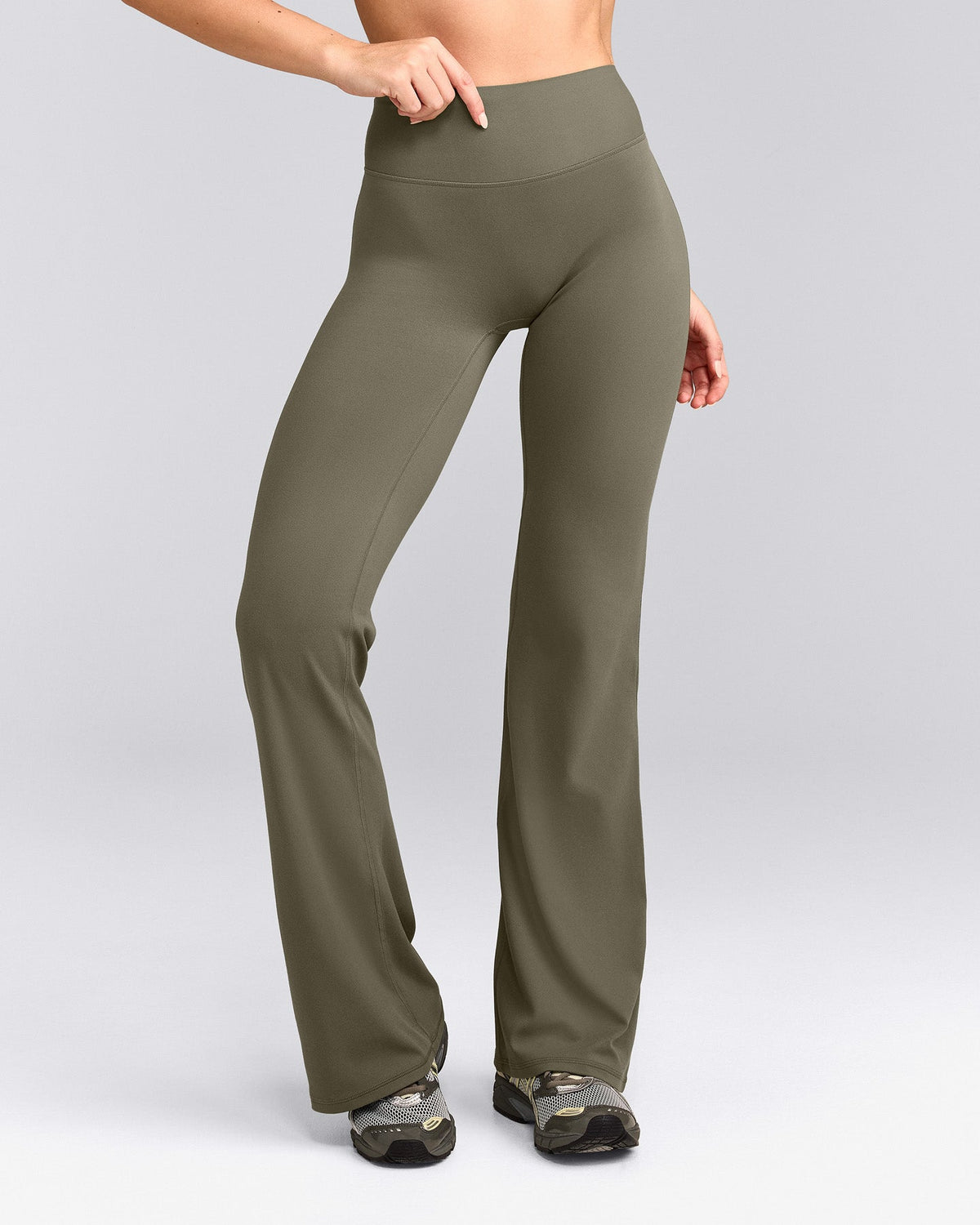 Oner Active SoftMotion™ Flared Pants | Alpine Green