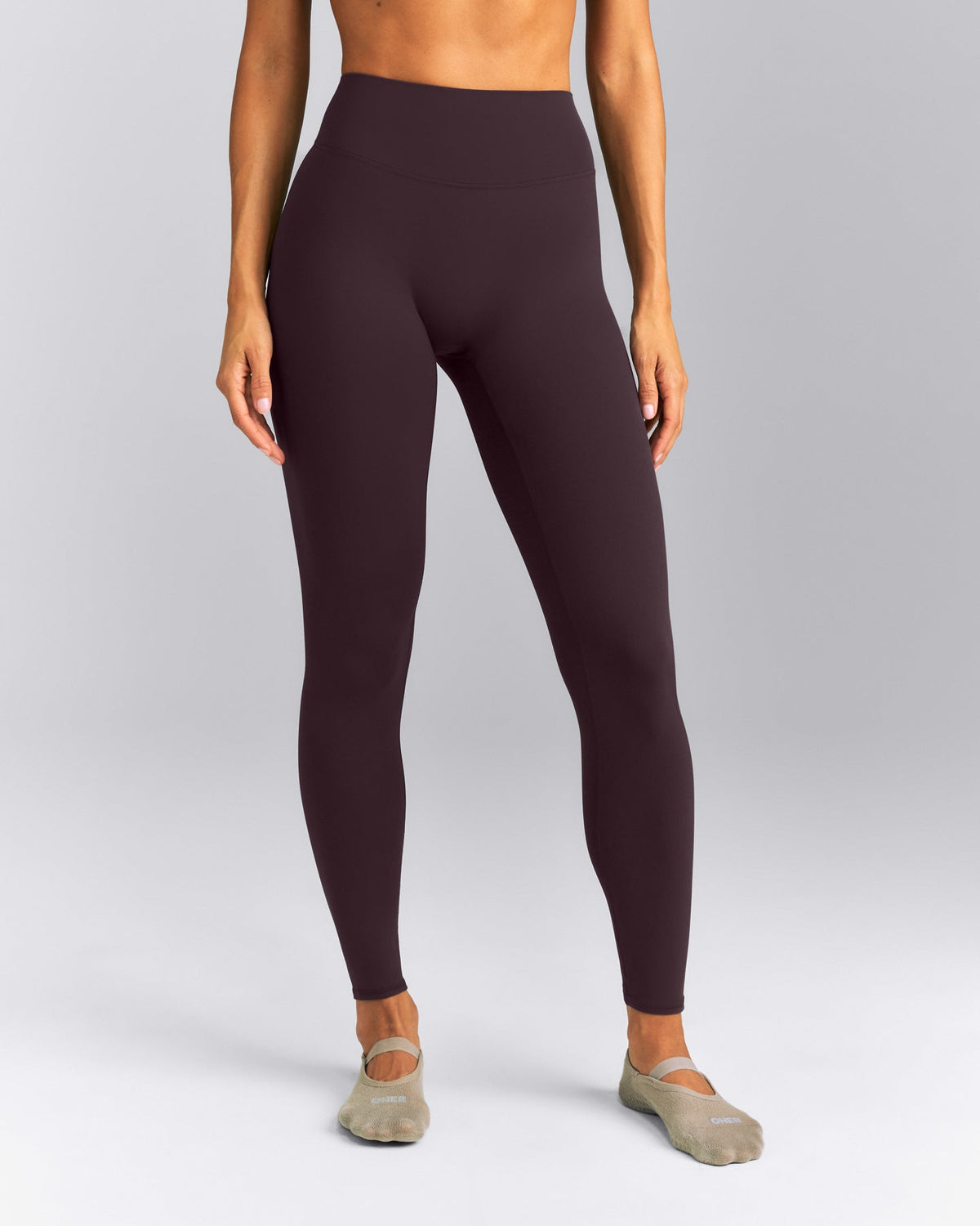 Oner Active SoftMotion™ High Waisted Leggings | Dark Umber Brown
