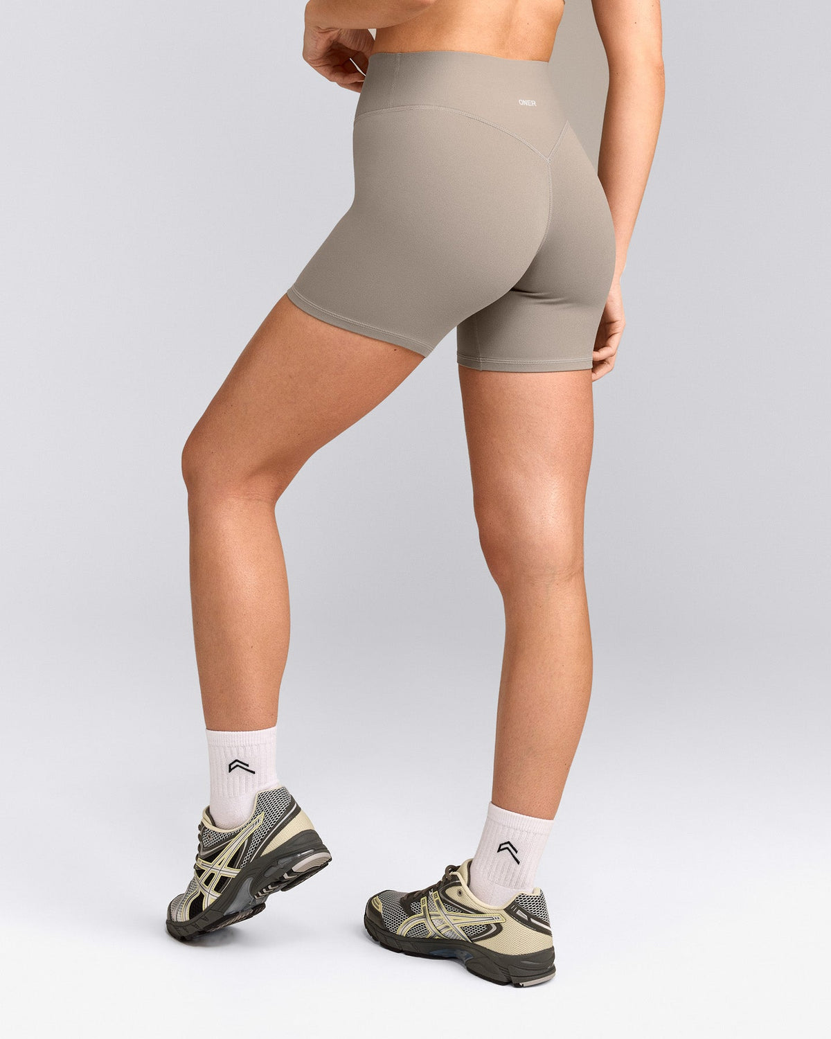 Oner Active SoftMotion™ High Waisted Shorts 6" | Warm Sand