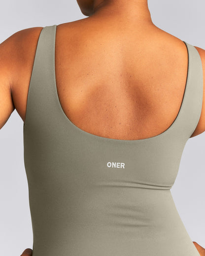 Oner Active SoftMotion™ Scoop Neck Tank Top | Alpine Green