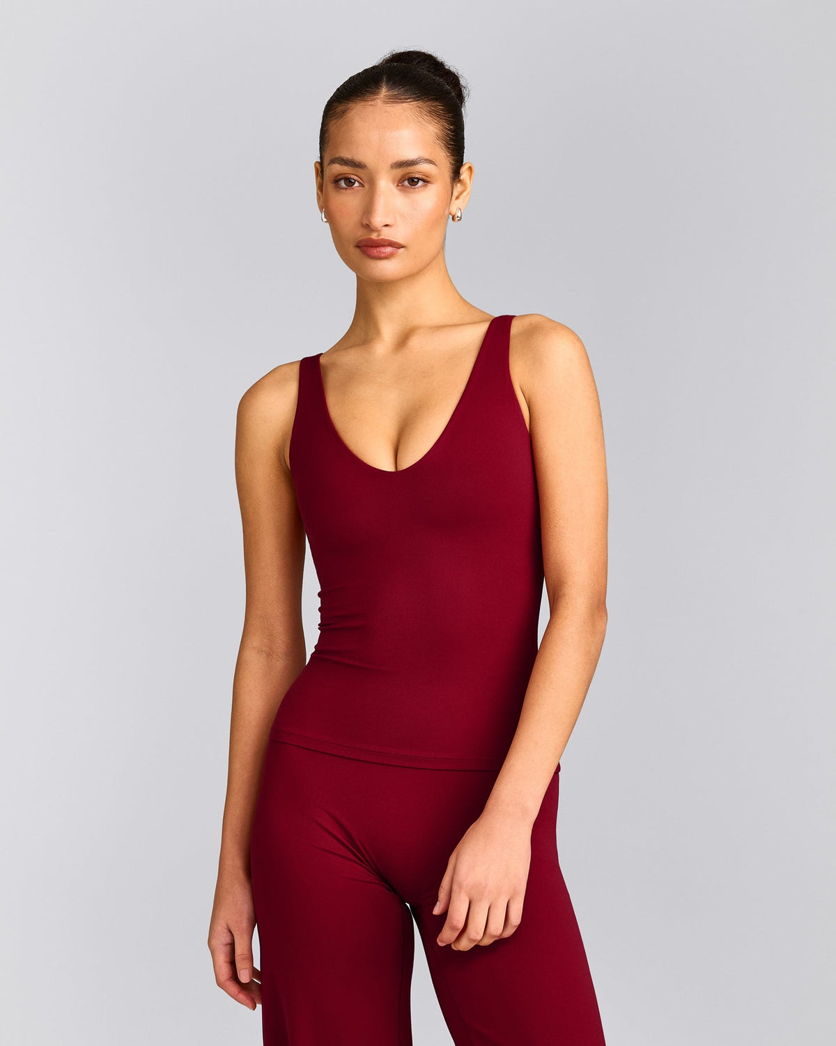 Oner Active SoftMotion™ Scoop Neck Tank Top | Ruby Red