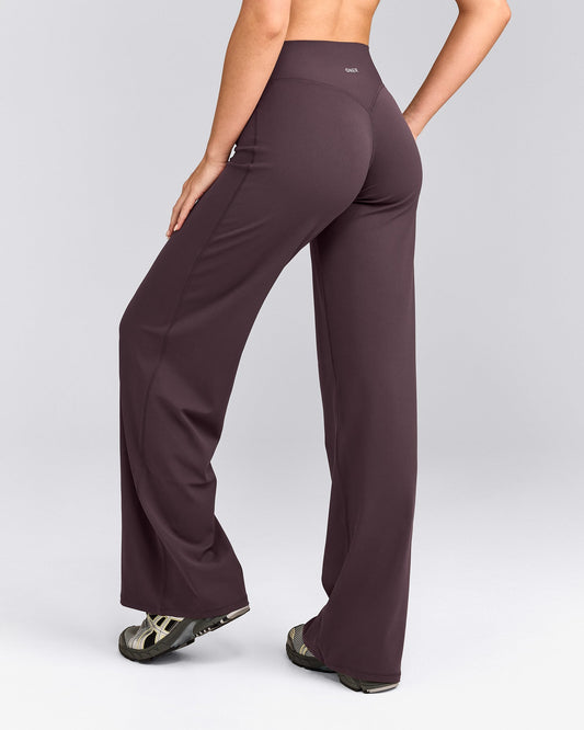 Oner Active SoftMotion™ Straight Leg Pants | Dark Umber Brown