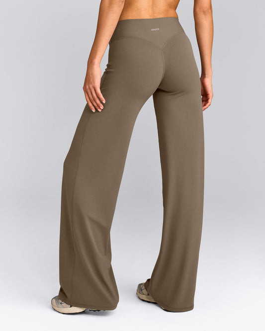 Oner Active SoftMotion™ Straight Leg Pants | Moss Brown