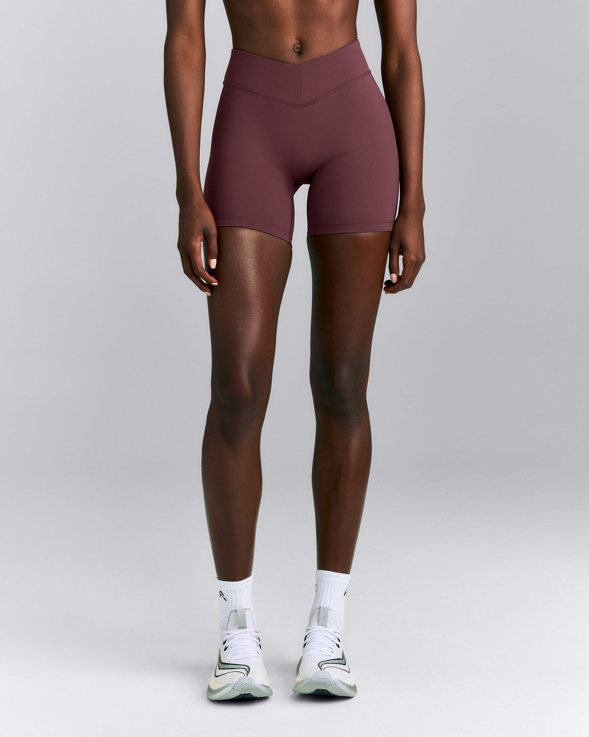 Oner Active UnifiedMove™ V Front Mid Rise Shorts 6" | Velvet Mocha