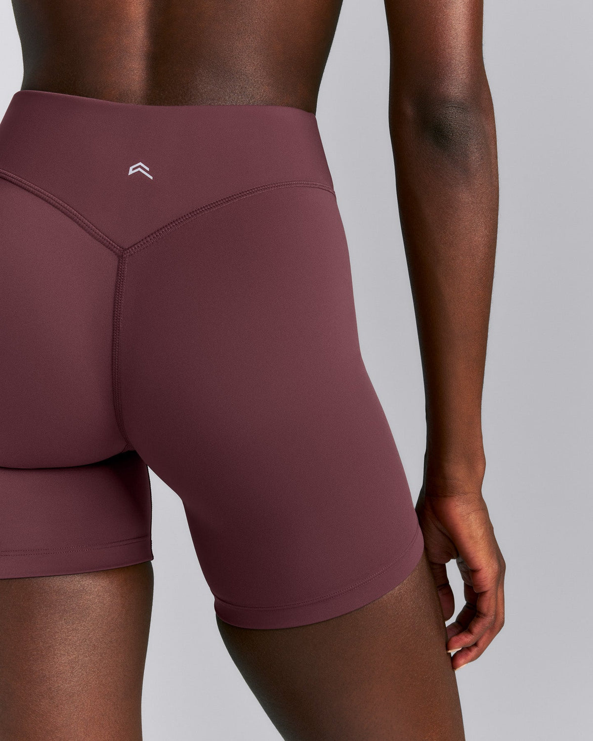 Oner Active UnifiedMove™ V Front Mid Rise Shorts 6" | Velvet Mocha