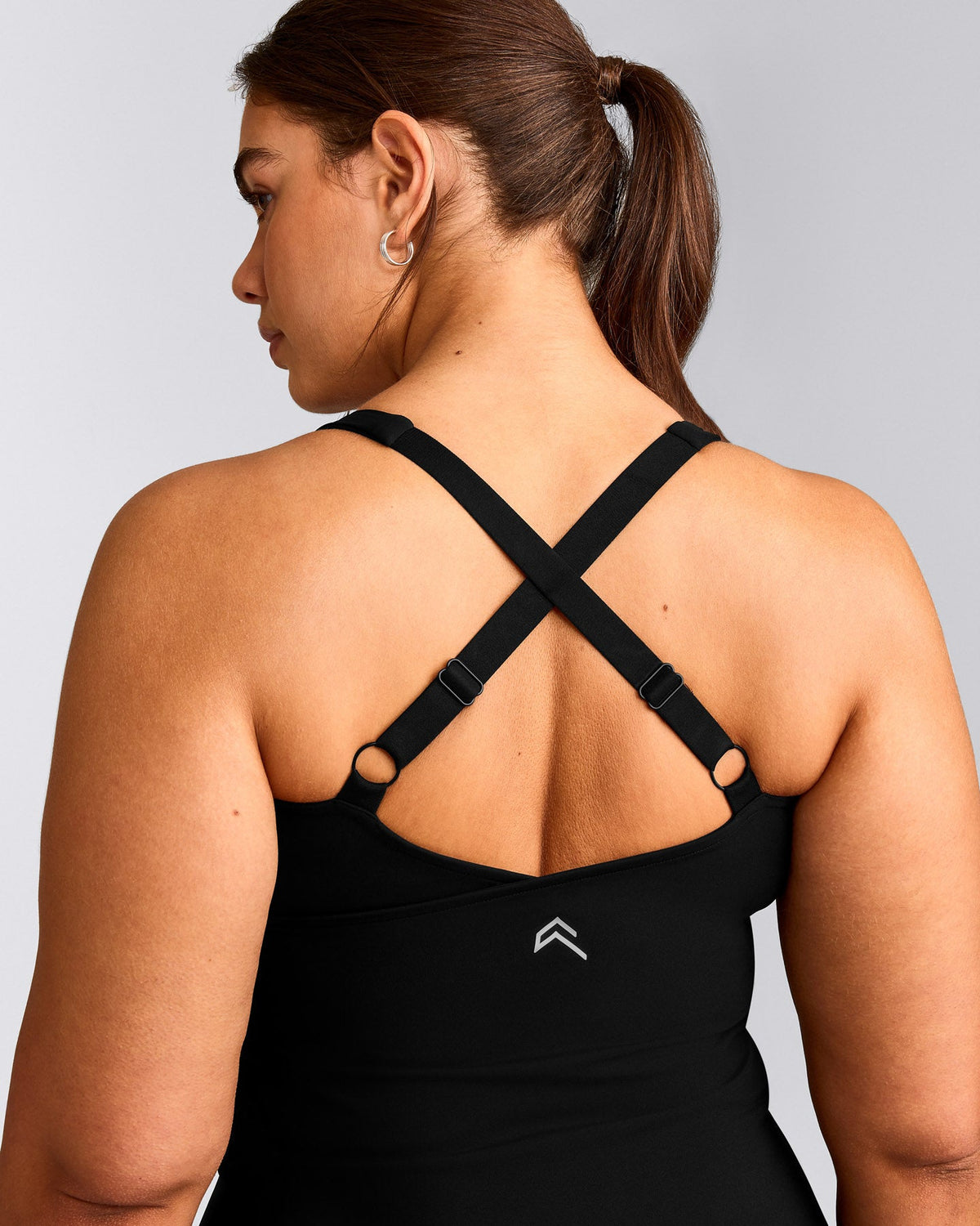 Oner Active UnifiedMove™ V Neck Cross Back Tank Top | Black