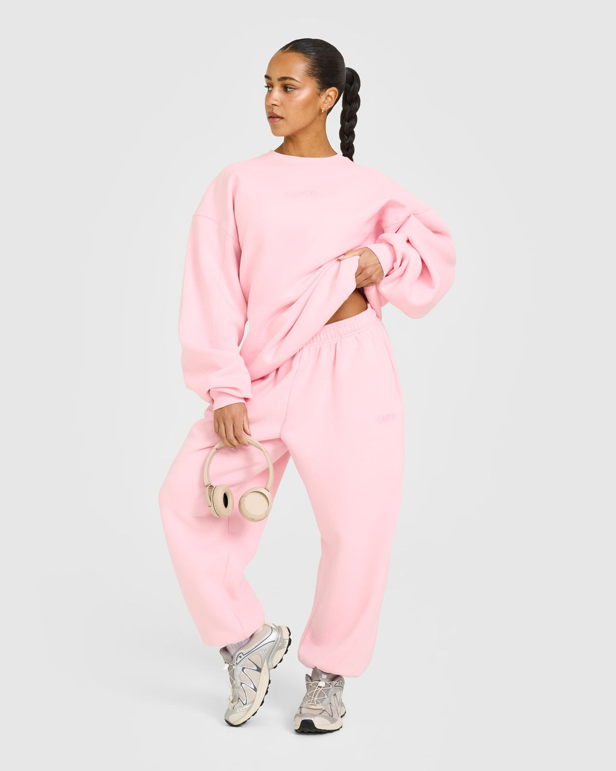 Oner Active Foundations Oversized Cuffed Sweatpants | Petal Pink