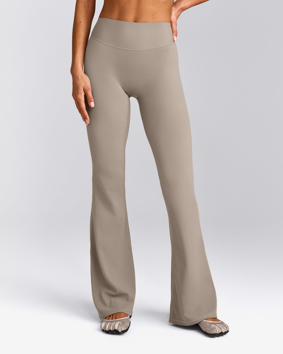 Oner Active SoftMotion™ Flared Pants | Warm Sand