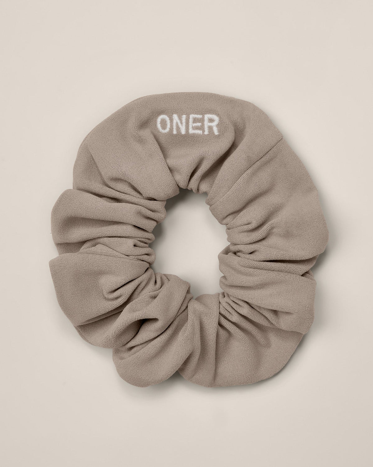 Oner Active SoftMotion™ Scrunchie | Warm Sand