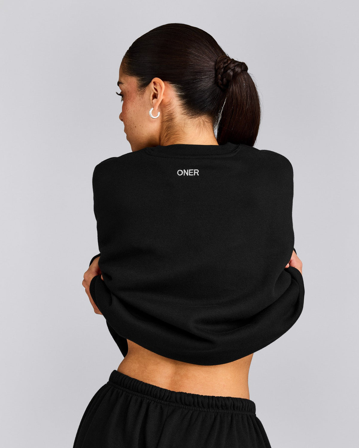 Oner Active Foundations All Season Crew Neck Sweatshirt | Black