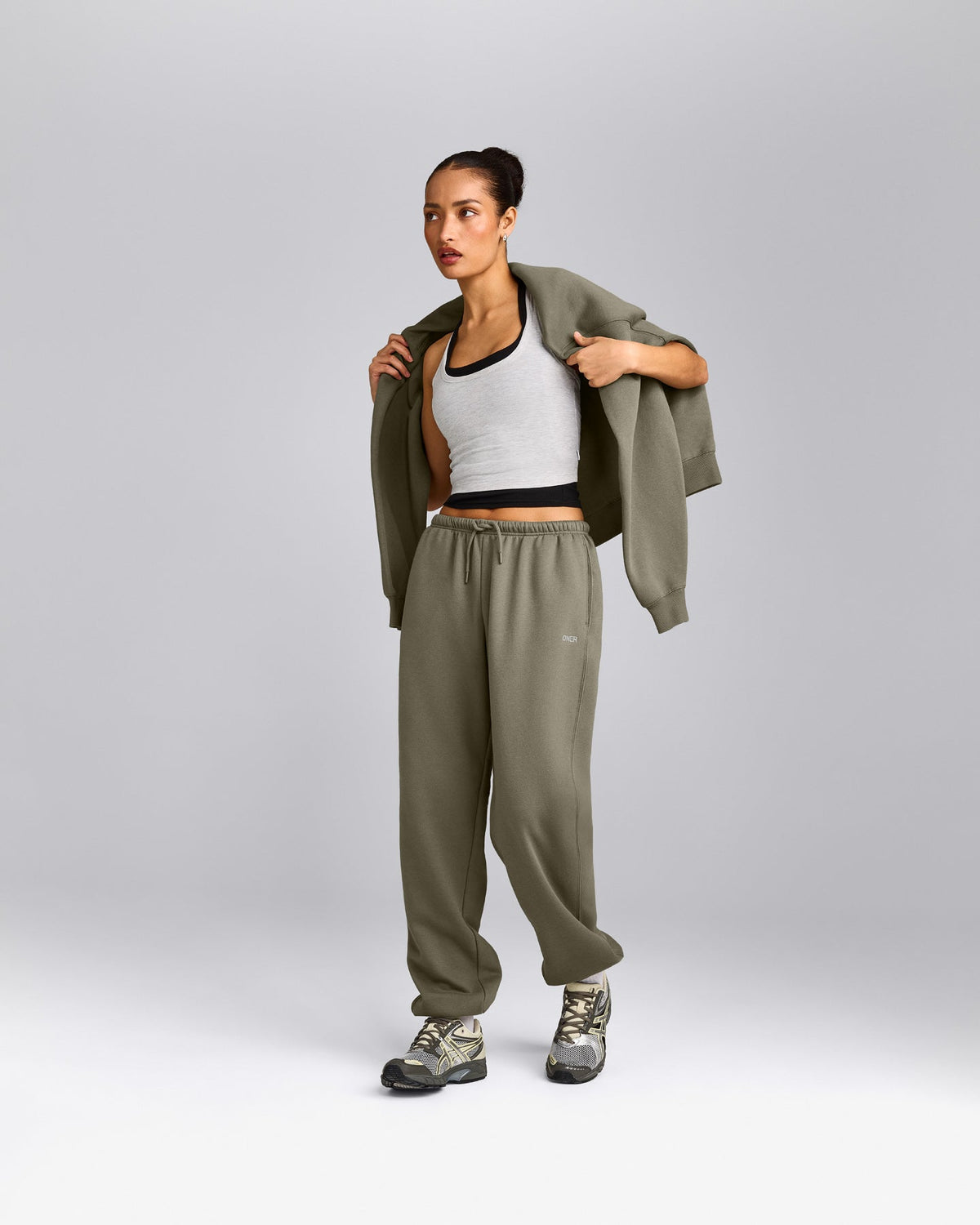 Oner Active Foundations All Season Sweatpants | Alpine Green