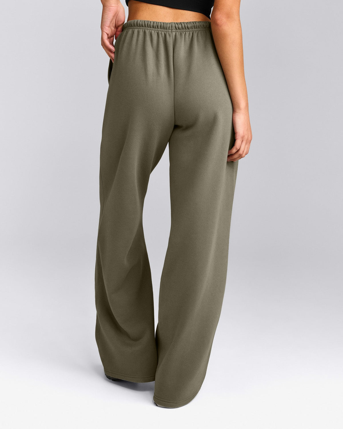 Oner Active Foundations All Season Straight Leg Sweatpants | Alpine Green