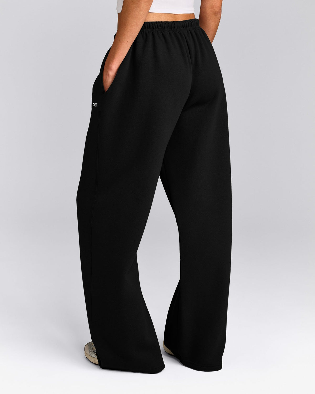 Oner Active Foundations All Season Straight Leg Sweatpants | Black