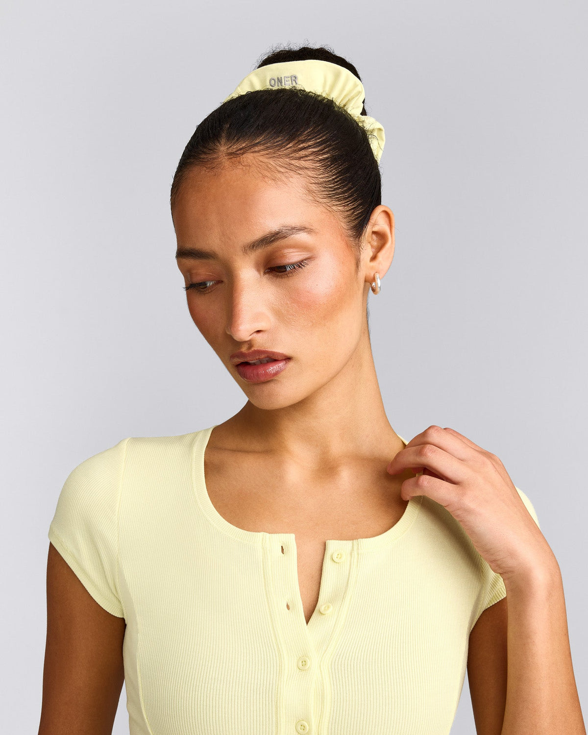 Oner Active SoftMotion™ Scrunchie | Pastel Yellow
