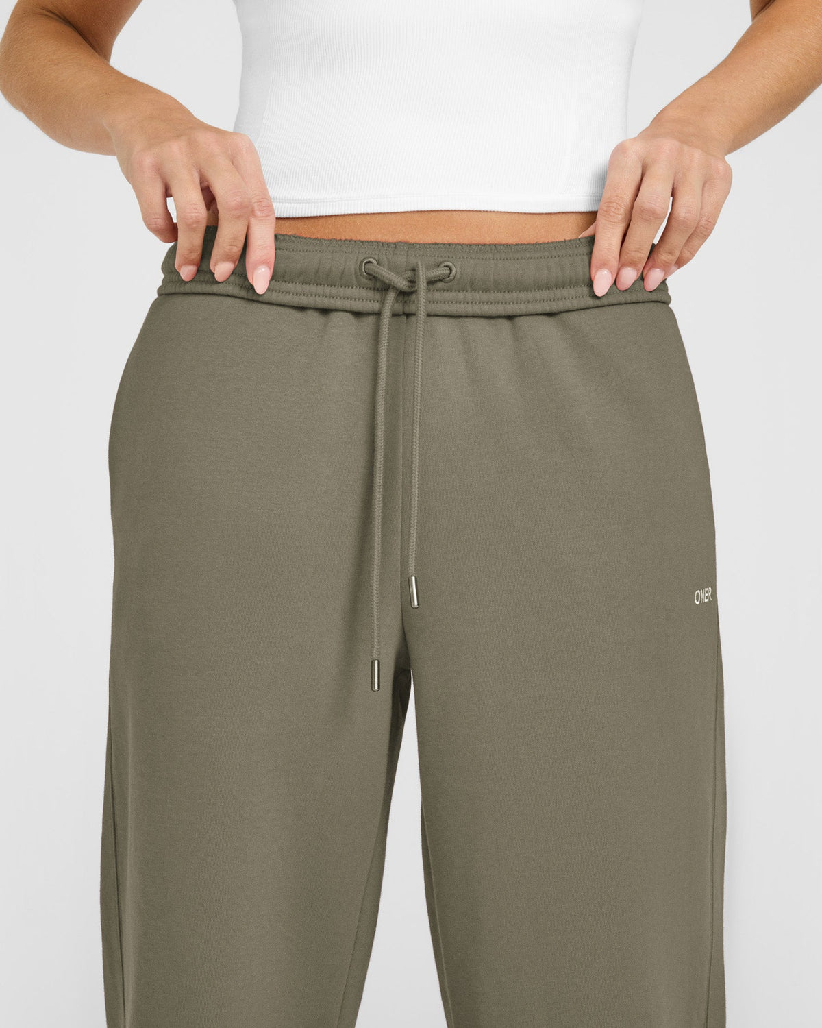 Oner Active Foundations Straight Leg Sweatpants | Alpine Green
